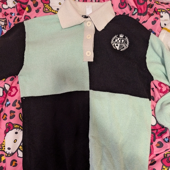 Divided H&M Green and Black Jumper - Picture 1 of 3